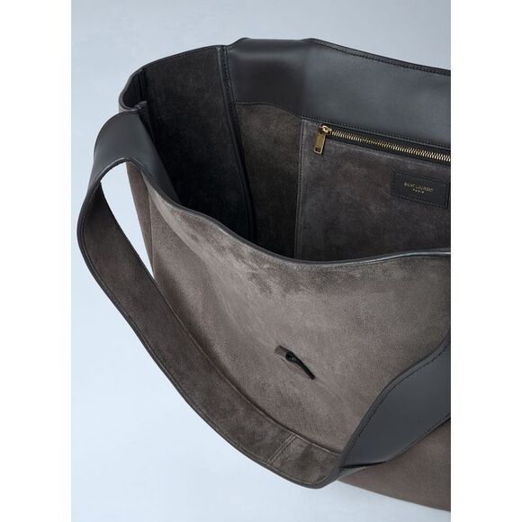 Saint Laurent Women Le 5 À 7 Bea Shoulder Bag - Picture 6 of 6